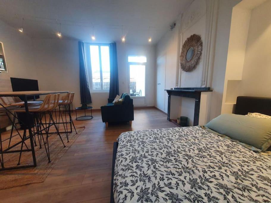 -Garrigue- Face A La Cite Medievale Studio Terrasse Classe 4☆ Каркассон Экстерьер фото